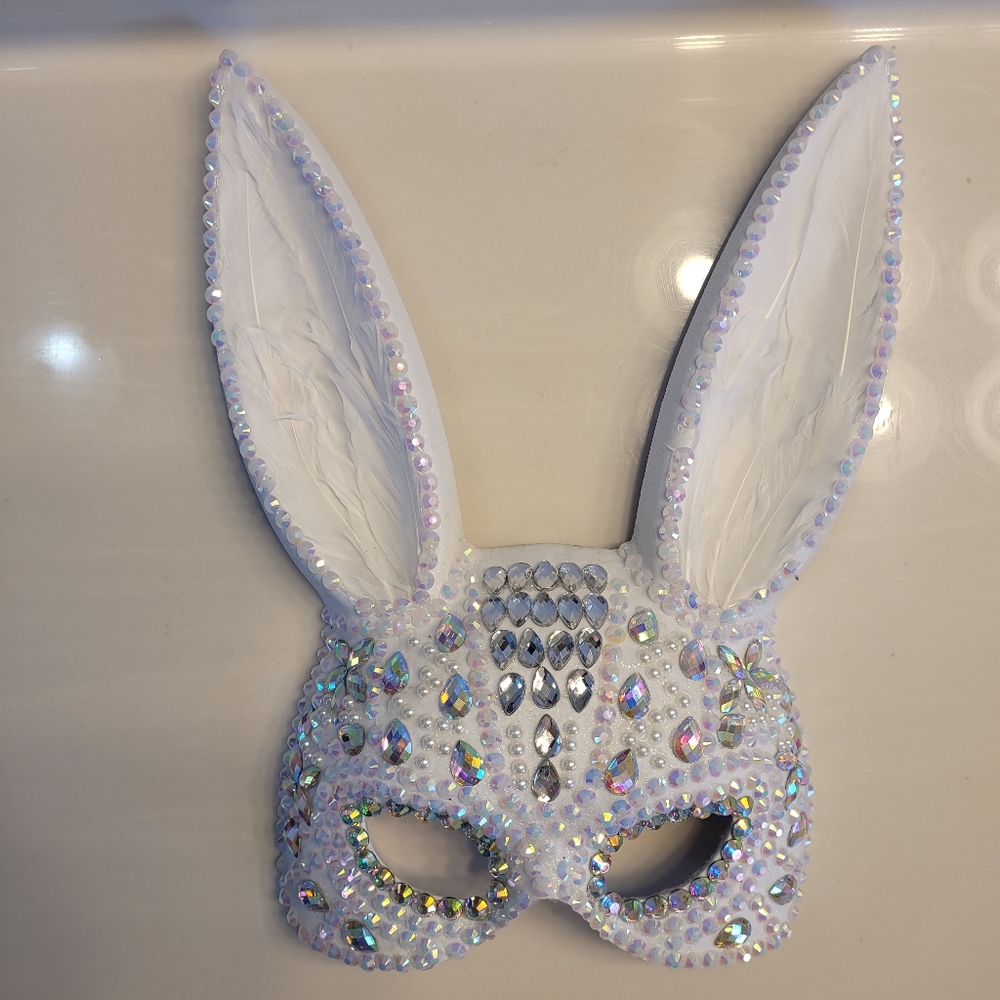 Bunny Bling Mask Dazzling Acrylic Pearls & Crystals - Picture 14 of 16